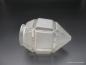 Preview: Art Deco Lampenschirm gebraucht, Glas, Prismenform, Flächen satiniert, spitz zulaufend,  D: 11cm, H: 17cm, Griffrand 8cm liegend