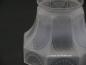 Preview: Jugendstil Lampenschirm gebraucht, Glas satiniert, mit Ätzmotiven, gekantete Wandung, achteckig auslaufend, Nostalgieglas, antiker Ersatzschirm, D:  ca. 14,5cm, H: ca.10cm, Glashalter Griffrand 8cm, Detail Kratzer