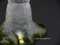 Preview: antiker Jugendstil Lampenschirm gebraucht, gerader Glaszylinder geeist, aufgezogener Rand flaschengrün, Nostalgie Ersatzglas, D: ca.15cm, H: ca.11cm, Glashalter Griffrand Ø 6cm, Detail Riss vertikal