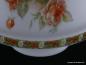 Preview: Jugendstil Lampenschirm gebraucht, breite Schulter von umlaufender Bordüre aus Blumen und Früchten umschlossen, opal weißer Untergrund mit dreifachem Rapport eines Rosenstrauches auf dem eingezogenen Teil des Ersatzglases, Detail Bordüre