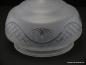 Preview: Jugendstil Lampenschirm gebraucht, Kuppelglas satiniert, umlaufender Kerbschliff als geometrische Formen und Fächer, final Sternschliff am getrepptem Schlussteil, Nostalgie Ersatzschirm, D: ca.25cm, H: ca.15cm, Glashalter Griffrand 20cm, Detail Schliff
