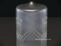 Preview: Jugendstil Lampenschirm gebraucht, antikes Glas grau satiniert, rundum mit Ätzdekor verziert, gerader Zylinder mit kurzem Dorn im Boden, Ersatzglas für alte Lampen, D: ca.8,5cm, H: ca.16,5cm, Glashalter Griffrand Ø8cm, Detail Dorn
