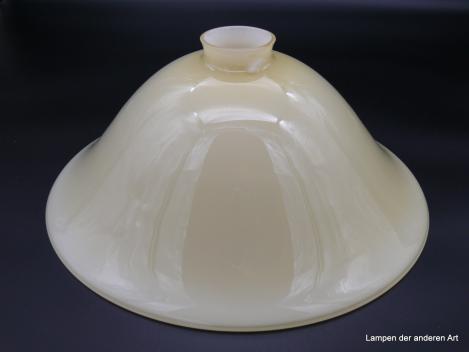 Jugendstil Lampenschirm, Glas elfenbeinfarben, ausgestellter Rand, H: 14cm, D: 35cm, Griff-Rand: 6cm