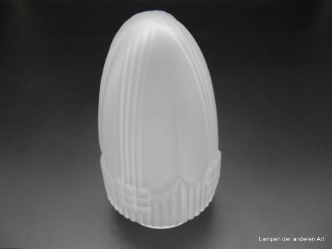 Jugendstil Lampenschirm historisch nachempfunden, Glas grau satiniert, reliefierte Verzierungen, vier von einem umlaufenden Podest aufstrebende Säulen vereinen sich in der Spitze des zapfenförmigen Ersatzglases H: 18cm,D: 10cm, Glashalter Griffrand 8cm