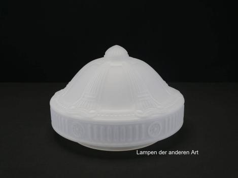 Jugendstil Lampenschirm, Kuppelglas grau satiniert, mit reliefierten historischen Elementen verziert, H: 19cm, D: 28cm, Griff-Rand: 20cm