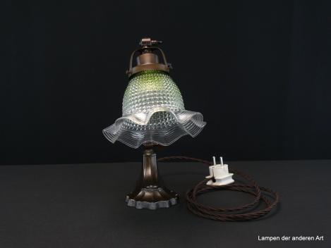 Preview: Jugendstil Nachttischleuchte verstellbar - restauriertllbar - restauriert, von vorn