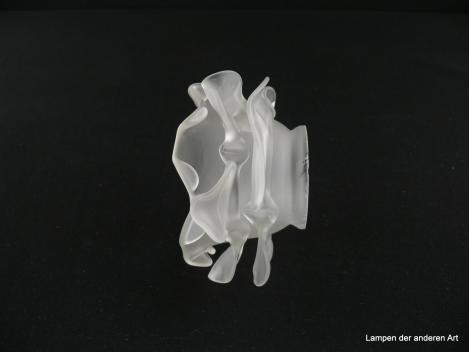 3-er Set Jugendstil Lampenschirm gebraucht, Glas grau satiniert, Nachahmung einer Rosenblüte, Blütenblätter kranzförmig am zylindrischen Körper angeordnet, Nostalgie Ersatzglas für alte Lampen, D: ca. 11cm, H: ca. 6cm, Glashalter Griffrand 6cm, seitlich