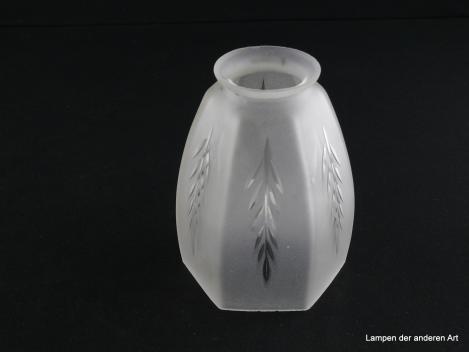 2-er Set Jugendstil Lampenschirm gebraucht, zylindrisches Glas grau satiniert, je ein geschliffener Zweig auf den durch vertikale Kniffe sechsfach unterteilten Wandung, Nostalgie Ersatzglas für alte Lampen, D: ca.10cm, H: ca. 13cm, Griff 6cm, einzeln