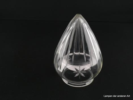Jugendstil Lampenschirm gebraucht, Glas klar, Zapfen spitzoval; zentral abgehend, in der Länge variierend, geschliffene Strahlen; drei geschliffene Sterne, Nostalgie Ersatzglas D: ca.10cm, H: ca.14cm, Glashalter Griffrand 8cm, fertigungsbedingte Blasen