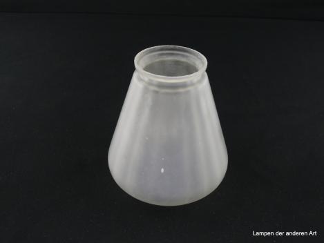 Jugendstil Lampenschirm gebraucht, satiniertes Glas, leichte Längsstruktur  Nostalgie Ersatzschirm D: 11,5cm, H: 12cm, Glashalter Griffrand 6cm