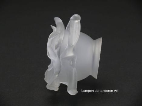 4-er Set Jugendstil Lampenschirm gebraucht, Rosenblattschirme, grau satiniert, Form stilisierte Rosenblüte, Nostalgie Ersatzglas D: ca.11,5cm, H: ca.7cm, Glashalter Griffrand 6cm, einzeln seitlich