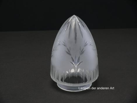 antikes Glas satiniert, Zapfe, Wandung an der Schulter mit Keilschliff verziert, mittig stilisierte Zweige geschliffen, Spitze Strahlenschliff, Ersatzschirm, Griff 8cm