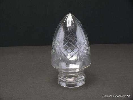 Jugendstil Lampenschirm gebraucht, Klarglas mit Kerbschliff,  mittig geschliffene Rauten im Wechsel mit gebündelten Strahlen, zapfenförmig in der Spitze mit geschliffenen Strahlen, antiker Ersatzschirm