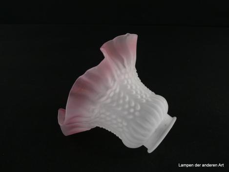 Jugendstil Lampenschirm gebraucht, Glas grau satiniert, rosa Rand, verschnörkelter Aufbau, reliefierte Oberfläche,  Nostalgie Ersatzglas für alte Lampen, D:  ca. 16cm, H: ca. 12cm, Glashalterand Griffrand 6cm, liegend