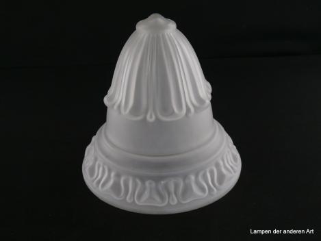 Jugendstil Lampenschirm gebraucht, Glas satiniert grau, verjüngt sich in zwei Stufen, final mit abgeflachtem Dorn, in der Spitze und an der Schulter reliefiert verziert, Nostalgie Ersatzglas D: ca.16cm, H: ca.18cm, Glashalter Griffrand 8cm