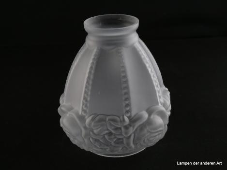Jugendstil Lampenschirm gebraucht, Glas satiniert, zylindrisch, zum Rand hin geweitete Wandung, durch Perlstäbe unterteilt, auffälliges Rosenreliefdekor als Abschluss am Schirmrand, Nostalgie Ersatzglas D: ca.13cm, H: ca.14cm, Glashalter Griffrand 6cm
