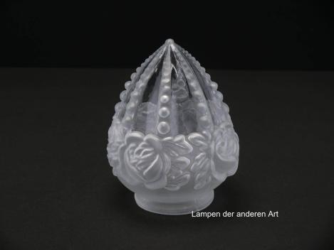 Preview: 5-er Set Jugendstil Lampenschirm gebraucht, Glas teils klar, teils satiniert, plastisches Rosendekor umlaufend unterhalb des Schirmhalses, gekantete spitz zulaufende Wandung, Kanten mit Perlstabdekor, Nostalgie Ersatzglas, Glashalter Ø 8cm, stehend