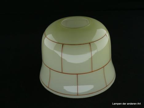 Art Deco Lampenschirm gebraucht, im oberen Drittel leicht eingezogener zylindrischer Glaskörper, Untergrund gelb, Dekor braun Karos, wie Mauerwerk angeordnet, Nostalgie Ersatzglas D: ca.15cm, H: ca.12cm, ohne Griffrand, Loch ca.48mm