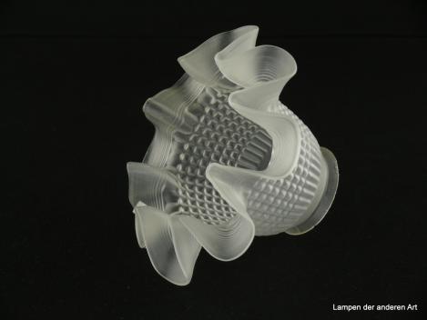 Jugendstil Lampenschirm gebraucht, grau satiniert, stilisierte Blütenform, Glasoberfläche strukturiert, Nostalgie Ersatzschirm D: ca.16cm, H: ca.10cm, Glashalter Griffrand 6cm, seitlich