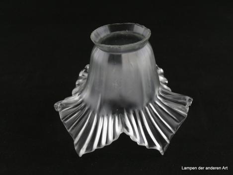 2-er Set Jugendstil Lampenschirm gebraucht, Glas transparent, gerader Zylinder, fünf spitz ausgezogene stilisierte Blütenblätter plissiert, Nostalgieglas Ersatzschirm für alte Lampen, D: ca.16cm, H: ca.10cm, Glashalter Griffrand 6cm, einzeln