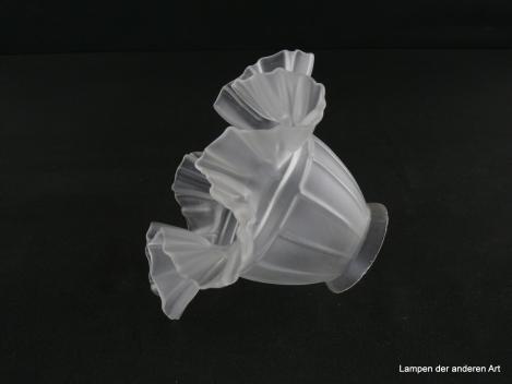 Jugendstil Lampenschirm gebraucht, Blütenform, Glas satiniert grau,   D: ca. 16cm, H: ca.11cm , Nostalgie Ersatzglas, Glashalterand Griffrand 6cm