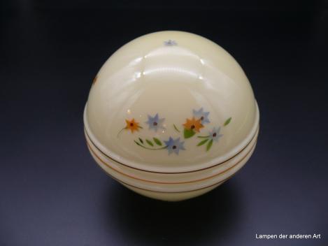 Art Deco Lampenschirm gebraucht, Glas, Kugel hellgelb, darauf Spritzdekor Blumenmotiv, Ersatzschirm D: 16cm, H: 15cm , Griff-Rand 8cm