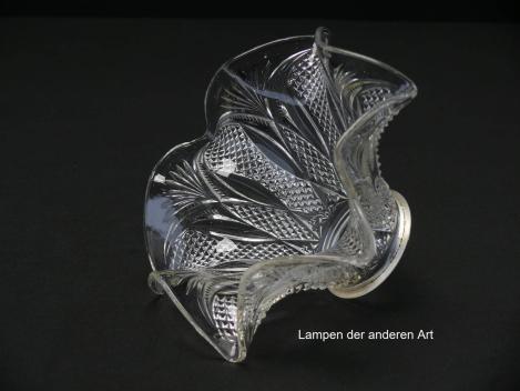 4-er Set Jugendstil Lampenschirm gebraucht, antik, Pressglas klar, ausgestellte reliefierte Wandung, geschwungener Abschlussrand, Nostalgie Ersatzglas, Glashalter Ø6cm, seitlich