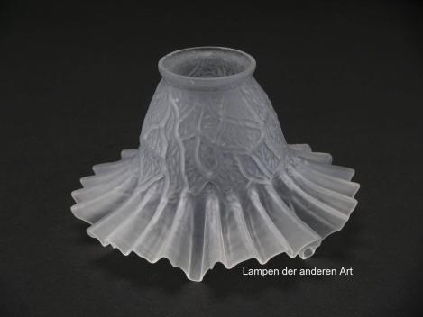 Jugendstil Lampenschirm gebraucht, Zylinder reliefierte Wandung, Dekor stilisiertes Myzel, eng gefalteter Abschlussrand, Nostalgieschirm Ersatzglas D: ca.17cm, H: ca.11cm, Glashalter Griffrand Ø 6cm