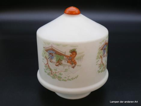 Jugendstil Lampenschirm gebraucht, Glas opal weiß Dekor asiatisch, D: 17cm, H: 20cm, Griff-Rand 8cm