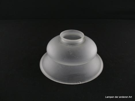 3-er Set Jugendstil Lampenschirme gebraucht, Glas satiniert grau, mittig eingeschnürte Glockenform, Schirm 3 - Kratzer, Chip am Rand