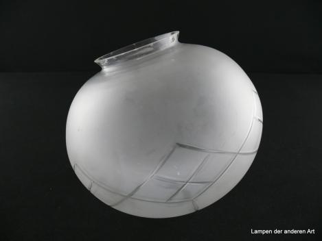 Alter Jugendstil Kugelschirm mit Sternschliff, Kerbschliff, geometrische Ornamente, gebraucht, Nostalgieglas, Ersatzschirm D: 18cm, H: 16cm, Glashalter Griffrand 8cm, liegend