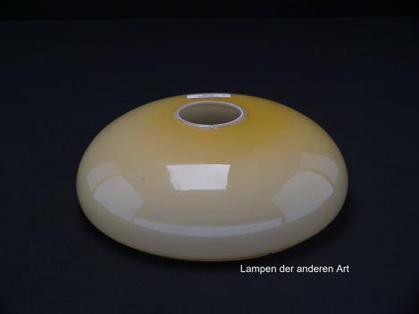 Preview: 5-er Set Art Deco Lampenschale gebraucht, Glas, elfenbein außen, weiß innen, glatte glänzende Oberfläche, Nostalgie Ersatzglas D: ca.20cm, H: ca.7,5cm, ohne Glashalter Griffrand, Loch 45mm, einzeln