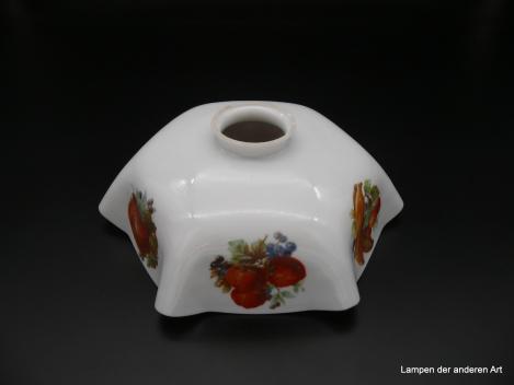 Jugendstil Lampenschirm gebraucht, Glas opal weiß mit Früchtedekor, verschiedene Motive, gekniffener Rand, Ersatzschirm D: 24cm, H: 9cm, Griffrand 6cm