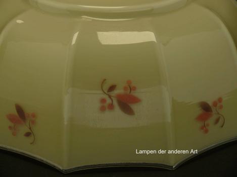 antiker Jugendstil Lampenschirm gebraucht, orange-braunes Dekor floral, elfenbeinfarbener Grund, gekantete Wandung, Nostalgie Ersatzschirm D: ca.26cm, H: ca.14cm, Glashalter Griffrand 6cm, Detail Dekor