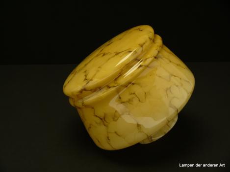 Art Deco Lampenschirm gebraucht, Glas, antik, elfenbeinfarbener Grund, mit brauner Marmorierung durchzogen, glatte glänzende Oberfläche, topfförmig gestaltet, Nostalgie Ersatzglas D: ca.20cm, H: ca.16cm, Glashalter Griffrand 8cm, seitlich