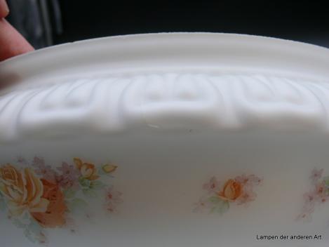 Jugendstil Lampenschirm gebraucht, opal weiß mit Rosendekor für Hängeampel D: 37cm H: 18cm Beschädigung