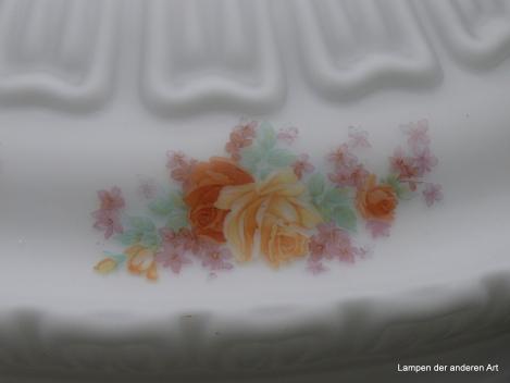 Jugendstil Lampenschirm gebraucht, opal weiß mit Rosendekor für Hängeampel D: 37cm H: 18cm Dekor