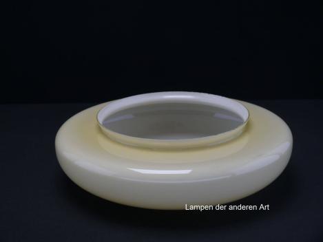 Preview: Lampenschirm gebraucht, flaches Kuppelglas geschlossen, elfenbeinfarbener Grund, Nostalgie Ersatzglas, D: ca.30cm, Höhe ca.9cm, Glashalter Griffrand Ø20cm, von unten