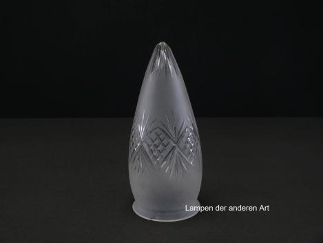 Preview: Rarität! - antikes 2-er Set, Jugendstil Lampenschirm gebraucht, grau satiniert, schlanke Zapfenform mit Schliffdekorband, Strahlenschliff in der Spitze, Nostalgie Ersatzschirm für alte Lampen, Glashalter Griffrand Ø10cm, einzeln stehend