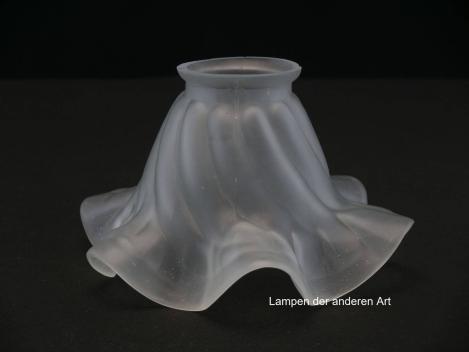 3-er Set Jugendstil Lampenschirm gebraucht, Glas grau satiniert, stilisierte Blüte, reliefierte schräg angeordnete Bohlen auf der zylindrischen Wandung, Nostalgie Ersatzglas, D: ca.16m, H: ca.9cm, Glashalter Griffrand Ø5,7cm, einzeln