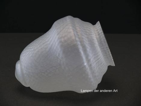 Preview: 3-er Set Jugendstil Lampenschirm gebraucht, Glas grau satiniert, genarbte Oberflächenstruktur, Zapfenform teils geschnürte Wandung, Nostalgie Ersatzglas, D: ca.13cm, H: ca.16cm, Glashalter Griffrand Ø8cm, seitlich