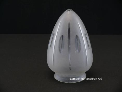 5-er Set Jugendstil Lampenschirm gebraucht, grau satiniert, Wandung in zweifachem Rapport mit Oliven- bzw. Strahlenschliff verziert, Spitze vierfach angeschliffen, Nostalgie Ersatzglas, D: ca.11cm, H: ca.16cm, Glashalter Griffrand Ø8cm, stehend
