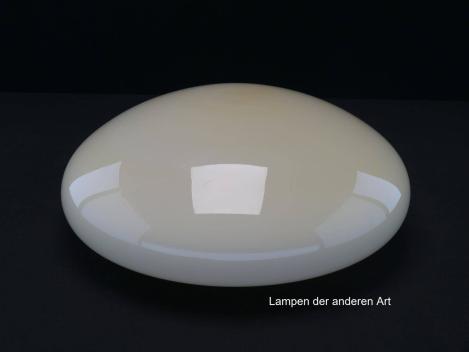 Lampenschirm gebraucht, runde Form, geschlossenes Glas, elfenbeinfarben, Nostalgie Ersatzglas, D: ca.30cm, Höhe ca.11cm, Glashalter Griffrand Ø20cm - gemessen 19,8cm