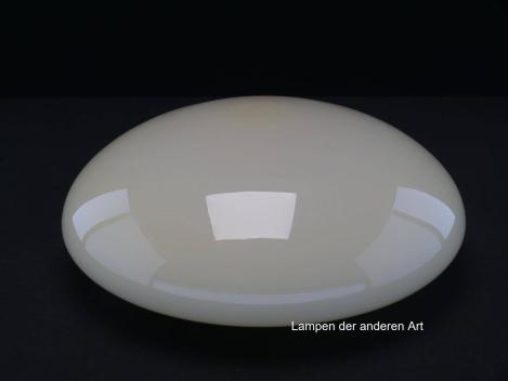 Lampenschirm gebraucht, runde Form, geschlossenes Kuppelglas, elfenbeinfarben, Nostalgie Ersatzglas, D: ca.30cm, Höhe ca.11cm, Glashalter Griffrand Ø20cm