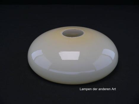Preview: 3-er Set Art Deco Lampenschale gebraucht, Glas, hellgelb außen, weiß innen, glatte glänzende Oberfläche, Nostalgie Ersatzglas, D: ca.19,5cm, H: ca.7cm, ohne Glashalter Griffrand, Loch  Ø45mm, einzeln