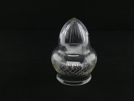 Jugendstil Lampenschirm gebraucht, Klarglas mit Kerbschliff, zweigeteilte Form, oberer Teil bauchig mit geschliffenen Rauten, unterer Teil zapfenförmig mit geschliffenen Strahlen, Nostalgie Ersatzschirm D: 9,5cm, H: 12cm, Griffrand 8cm