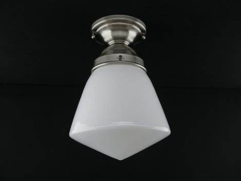 Kompakte Art Deco Deckenleuchte aus Messing matt vernickelt , Lampenschirm Glas weiß opal,  Spitzzylinder, Griffrand 8cm 1xE27/40W