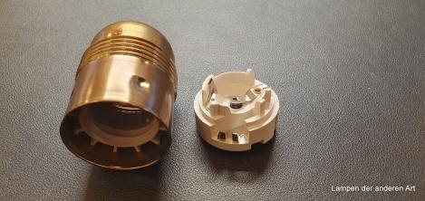 Messingfassung plättiert patiniert  E27