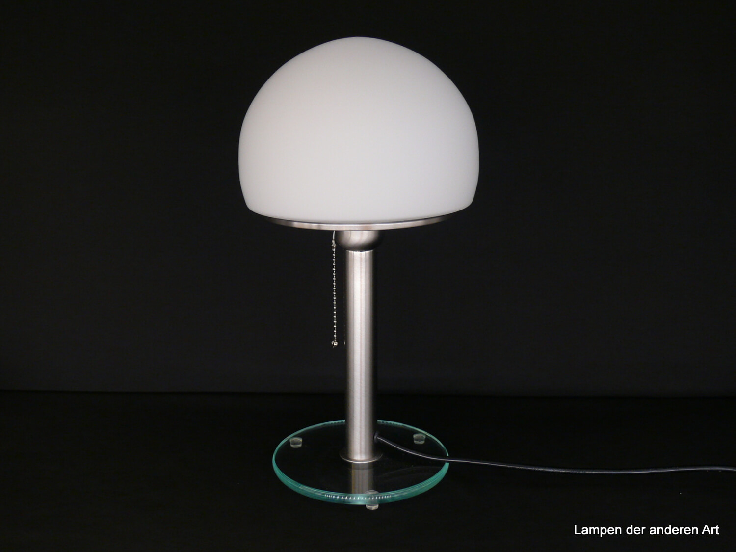Tischlampe Tischleuchte quadratisch 60 weiß im Art Deco Design PARTO NEU&OVP 
