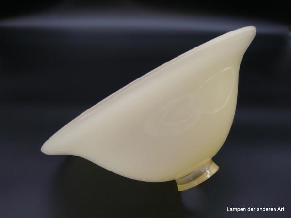Jugendstil Lampenschirm, Glas elfenbeinfarben, ausgestellter Rand, Ersatzschirm, H: 11cm, D: 30cm, Griff-Rand: 6cm liegend
